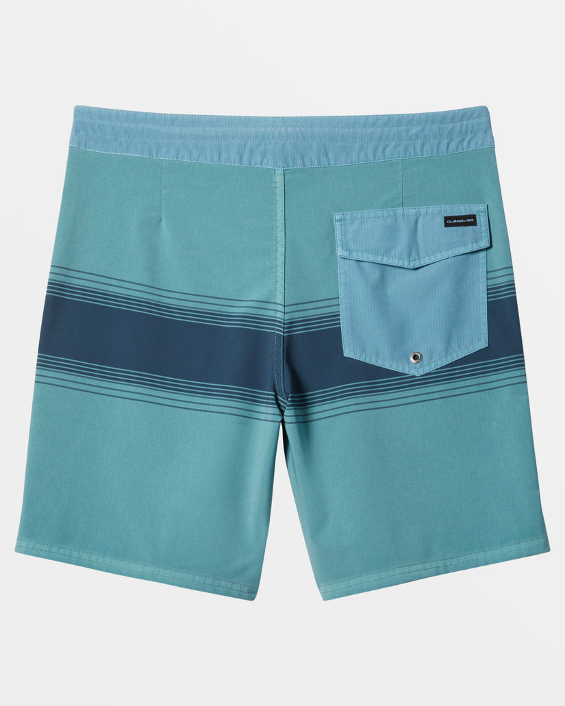 Surfsilk Street Trunk 18" Boardshorts - Aquifer