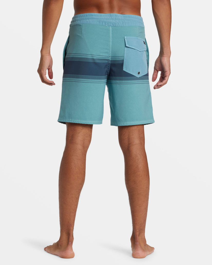 Surfsilk Street Trunk 18" Boardshorts - Aquifer