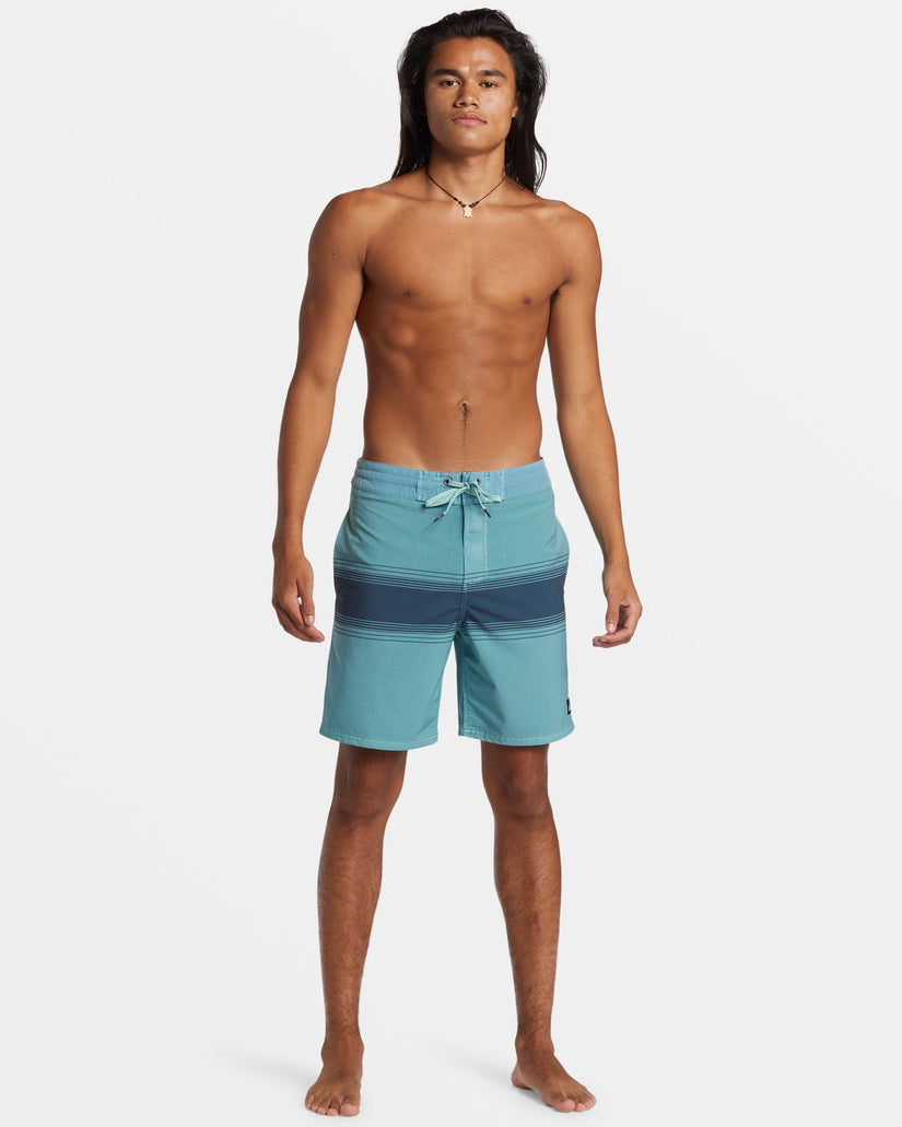 Surfsilk Street Trunk 18" Boardshorts - Aquifer