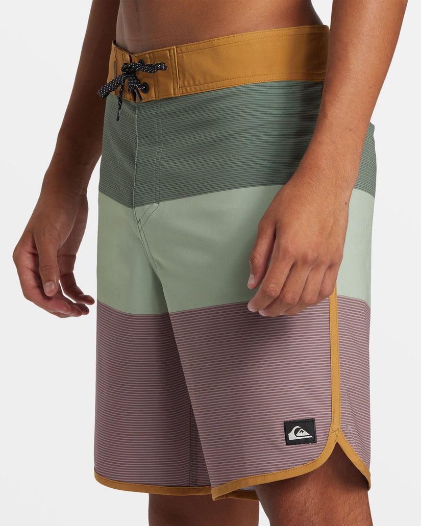 Surfsilk Tijuana 19" Boardshorts - Grape Shake