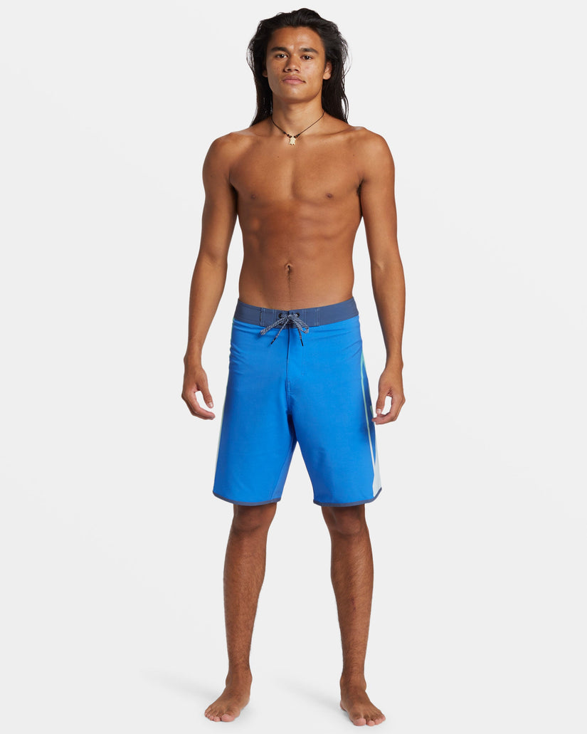 Surfsilk Holmes 20" Boardshorts - Nebulas Blue