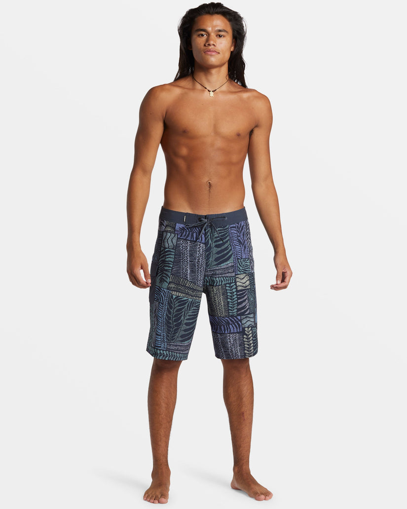 Surfsilk Hawaii Tropics 21" Boardshorts - Dark Navy