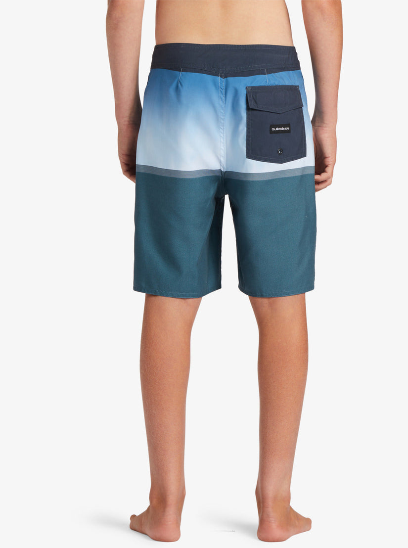 Boys 8-16 Everyday Division 17" Boardshorts - Aegean Blue